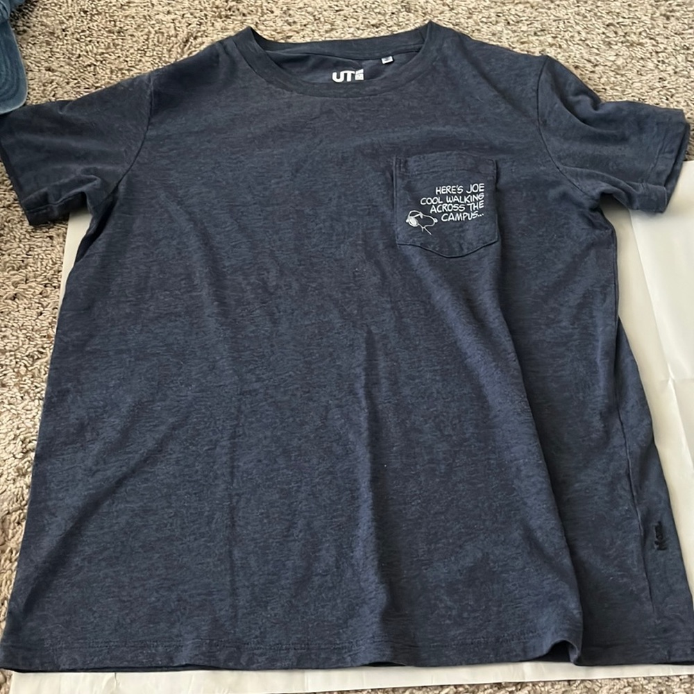 Uniqlo Peanuts T shirt